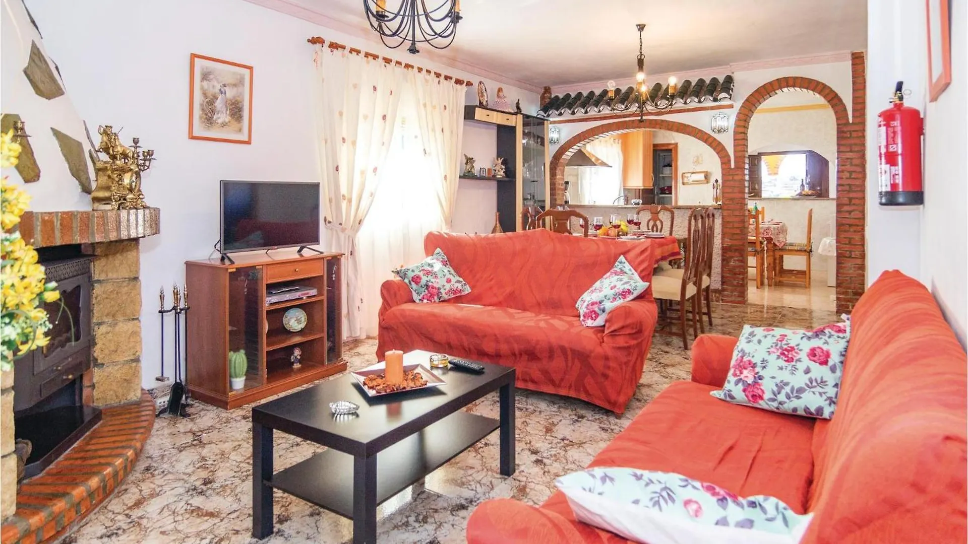 Nice Home In Torrox With Kitchen